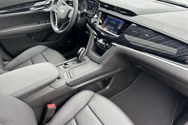 new 2025 Cadillac XT6 car, priced at $63,090