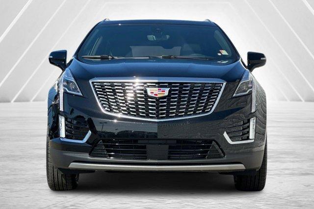 new 2025 Cadillac XT5 car, priced at $56,190