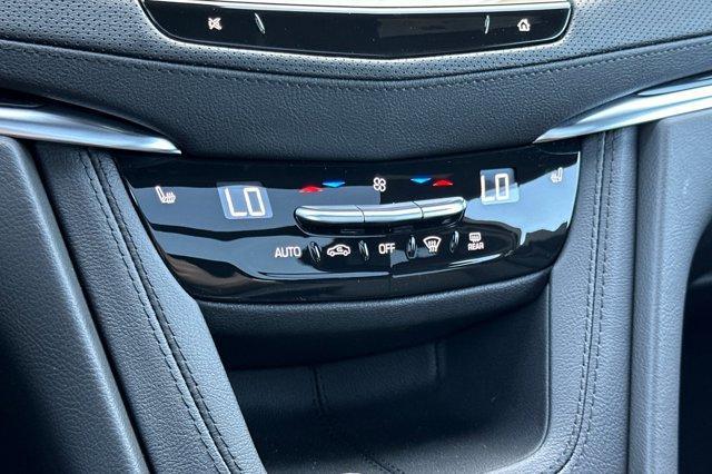 new 2025 Cadillac XT5 car, priced at $56,190