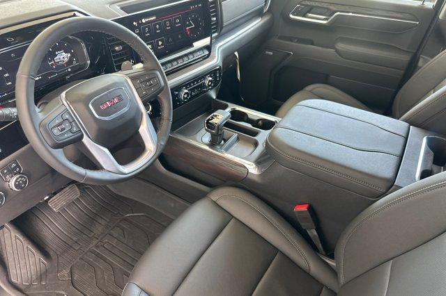 new 2025 GMC Sierra 1500 car, priced at $66,230