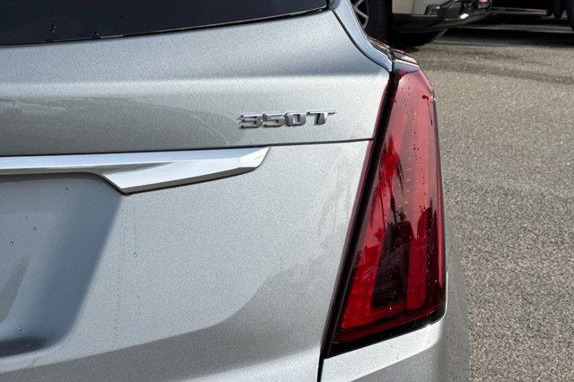 new 2025 Cadillac XT5 car, priced at $51,990