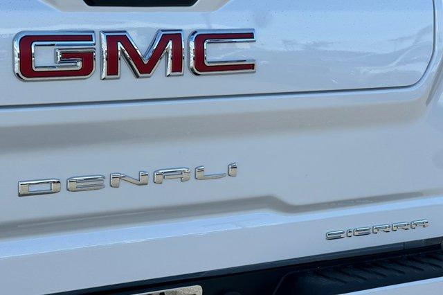 new 2024 GMC Sierra 2500 car, priced at $92,000