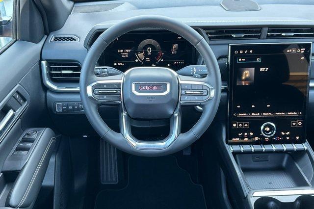 new 2025 GMC Terrain car, priced at $32,040
