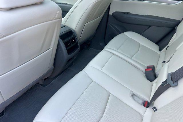 used 2022 Cadillac XT5 car, priced at $39,949