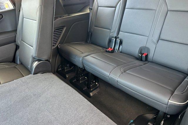new 2025 GMC Yukon car, priced at $77,280