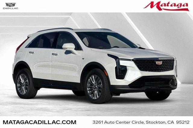 new 2025 Cadillac XT4 car, priced at $43,215