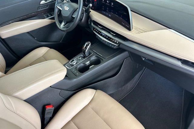 used 2025 Cadillac XT4 car, priced at $41,100