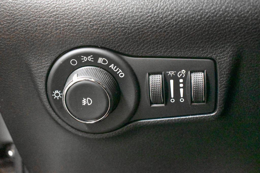 used 2022 Jeep Compass car, priced at $24,000