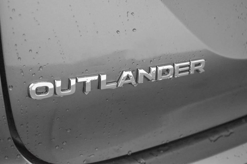 used 2024 Mitsubishi Outlander car, priced at $28,500