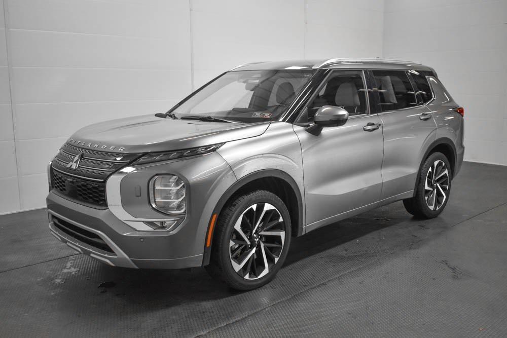 used 2024 Mitsubishi Outlander car, priced at $28,500