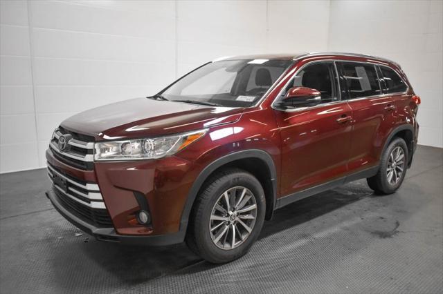 used 2019 Toyota Highlander car, priced at $31,000