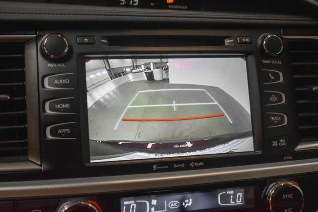 used 2019 Toyota Highlander car, priced at $31,000
