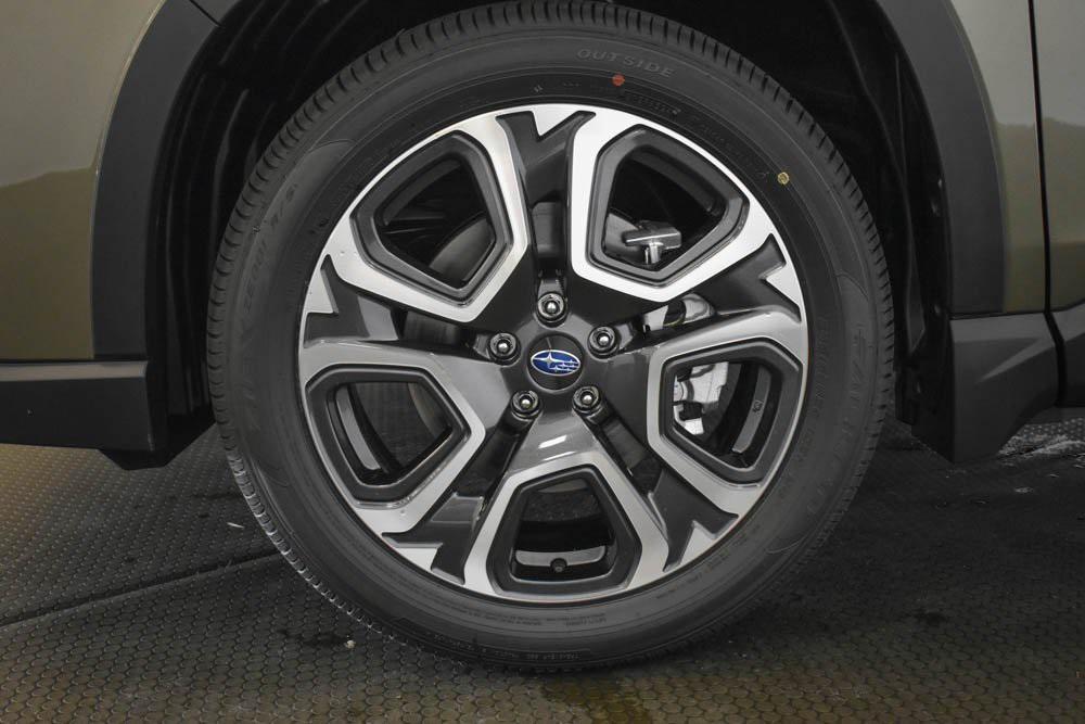new 2025 Subaru Ascent car, priced at $48,175