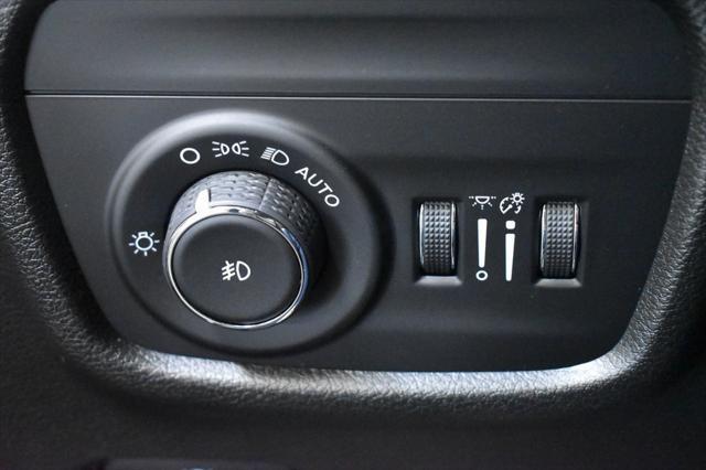 used 2022 Jeep Grand Cherokee car, priced at $33,250