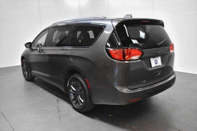 used 2020 Chrysler Pacifica car, priced at $28,295