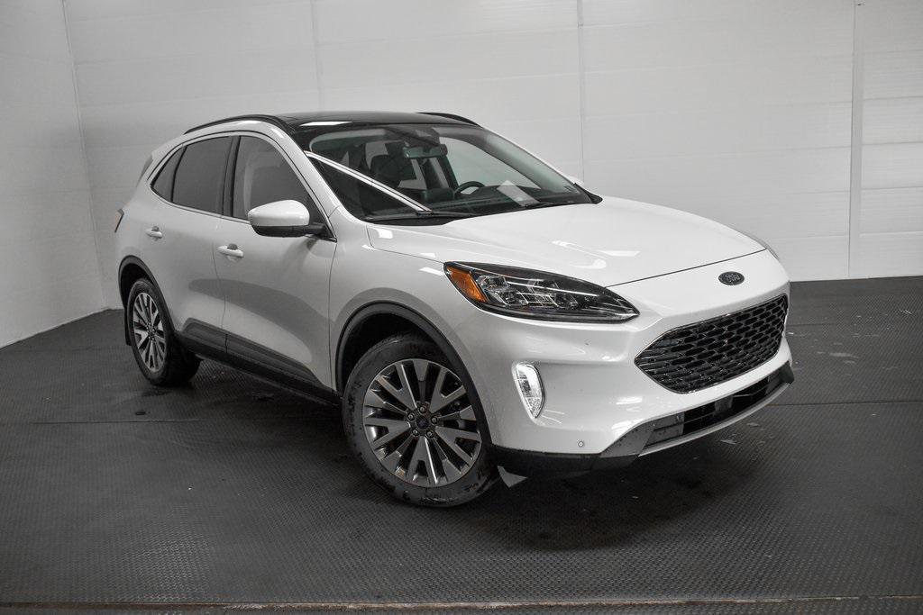 used 2022 Ford Escape car, priced at $27,000