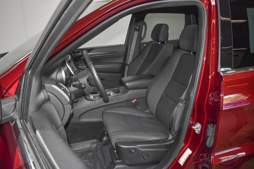 used 2018 Jeep Grand Cherokee car, priced at $15,300