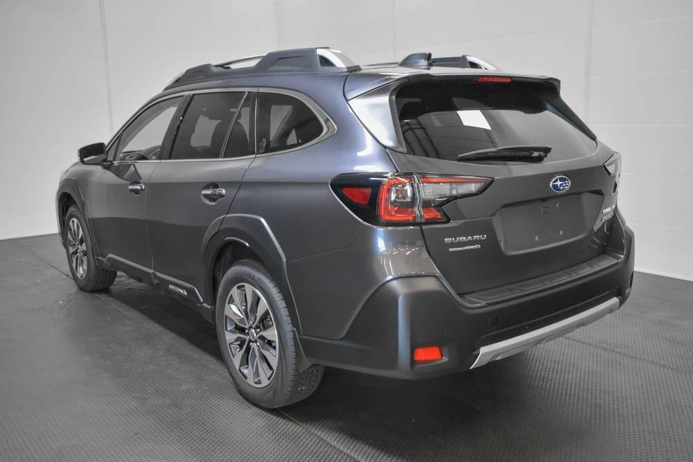 used 2025 Subaru Outback car, priced at $37,000