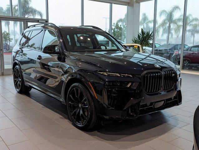 new 2025 BMW X7 car, priced at $118,905