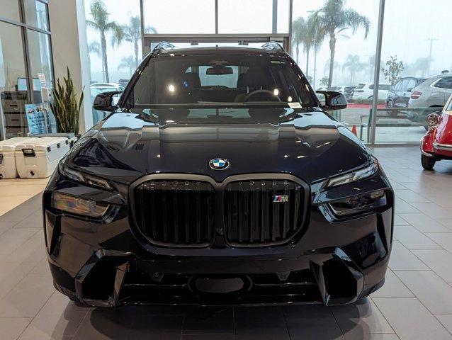 new 2025 BMW X7 car, priced at $118,905