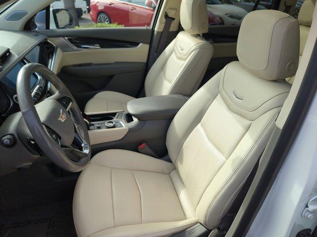 used 2023 Cadillac XT6 car, priced at $35,997