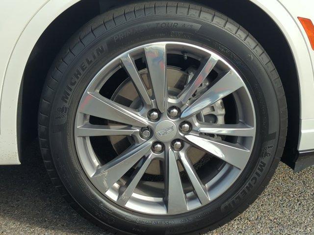 used 2023 Cadillac XT6 car, priced at $35,997