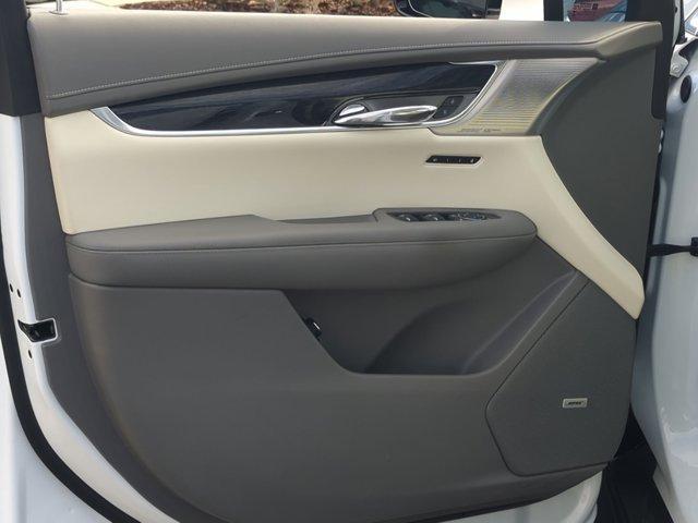 used 2023 Cadillac XT6 car, priced at $35,997