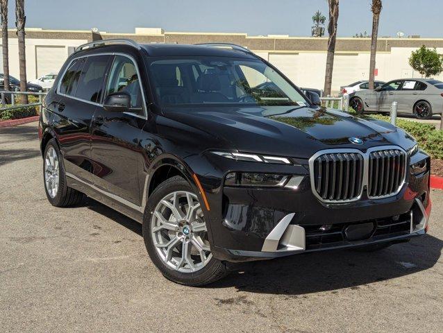 new 2025 BMW X7 car, priced at $90,300