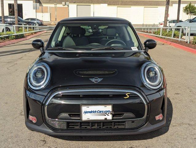 used 2024 MINI SE Hardtop car, priced at $24,796