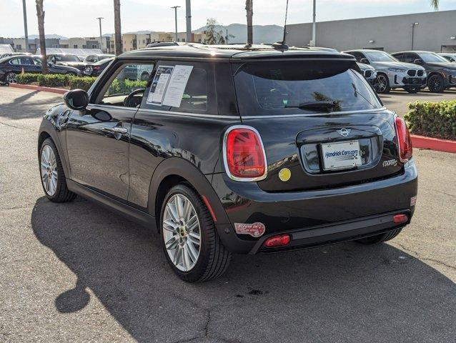 used 2024 MINI SE Hardtop car, priced at $24,796