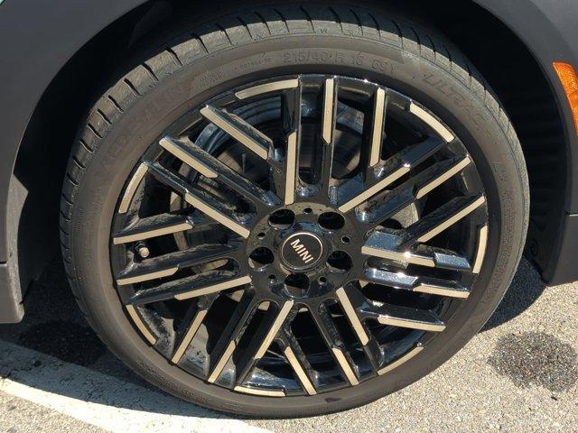 used 2025 MINI Hardtop car, priced at $32,840