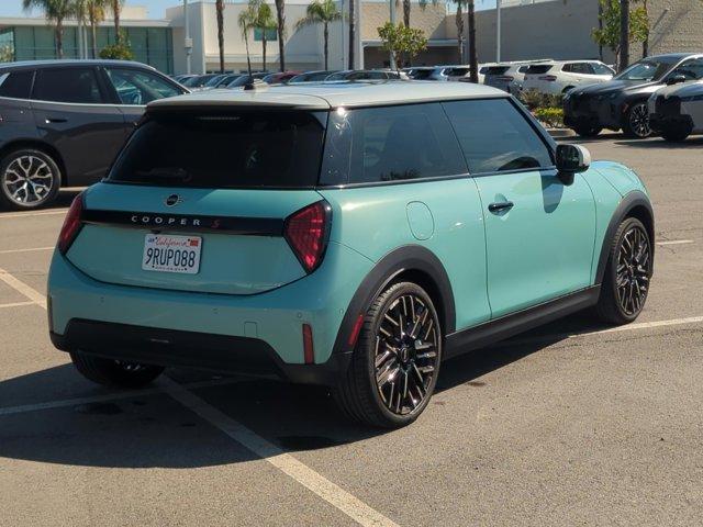 used 2025 MINI Hardtop car, priced at $32,840