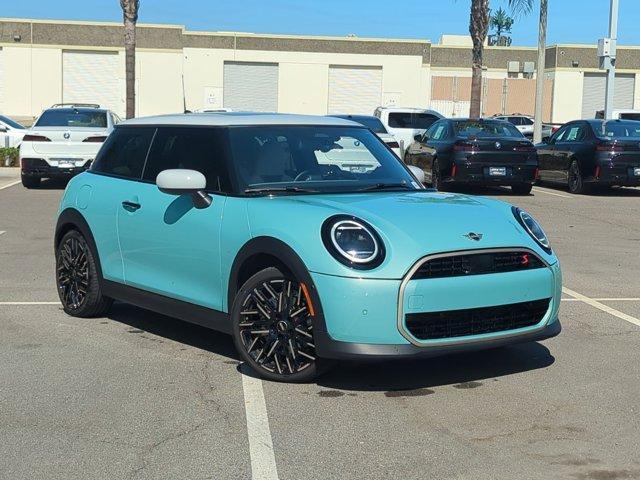 used 2025 MINI Hardtop car, priced at $32,840
