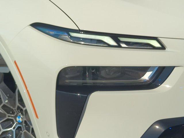 new 2026 BMW X7 car, priced at $102,515