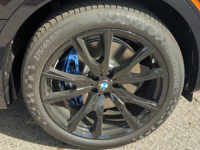 new 2026 BMW X7 car, priced at $122,940