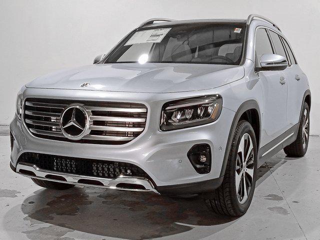 new 2024 Mercedes-Benz GLB 250 car, priced at $52,675