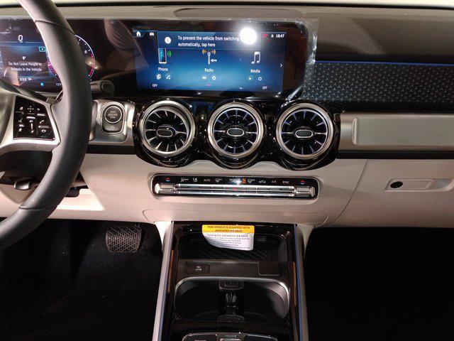 new 2024 Mercedes-Benz GLB 250 car, priced at $52,675