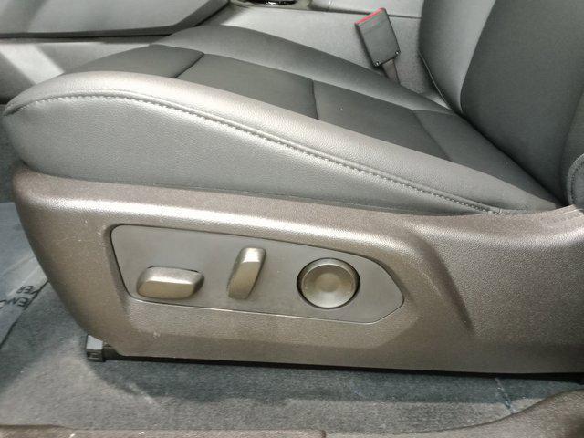 new 2025 Chevrolet Colorado car, priced at $43,820