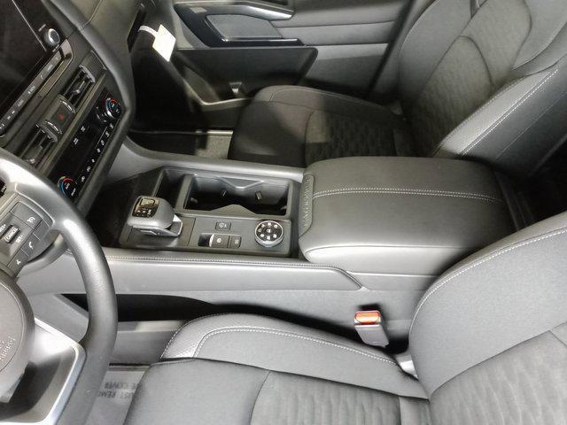 new 2025 Nissan Pathfinder car, priced at $41,010