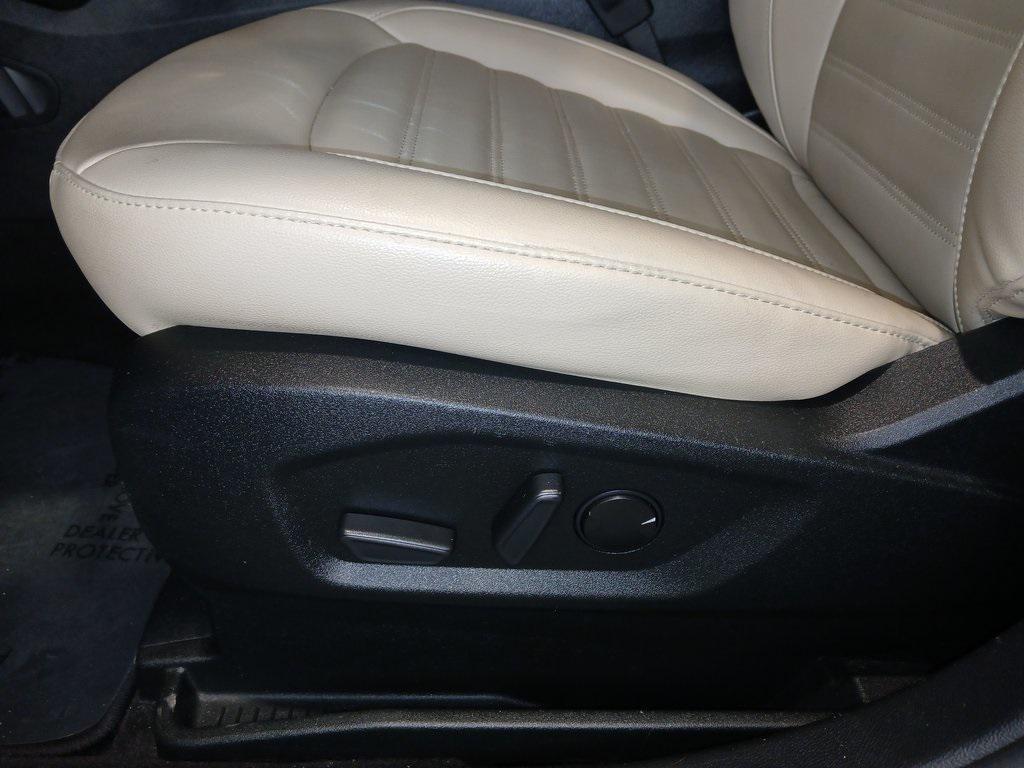 used 2022 Ford Edge car, priced at $22,477