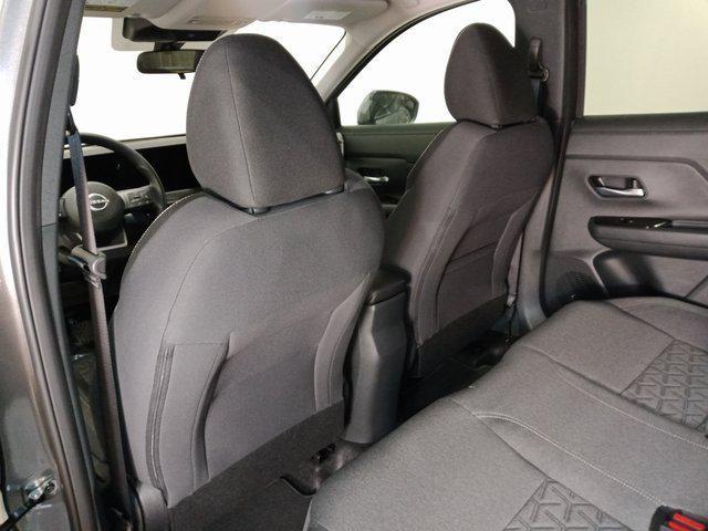 new 2025 Nissan Kicks car, priced at $27,180