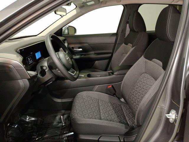 new 2025 Nissan Kicks car, priced at $27,180