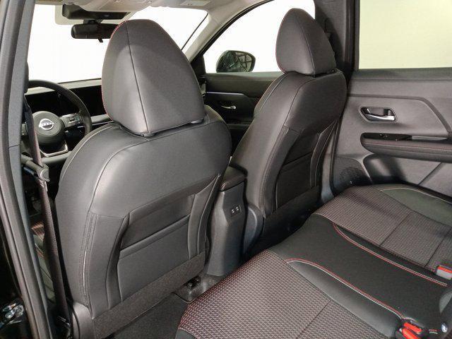 new 2025 Nissan Kicks car, priced at $29,510
