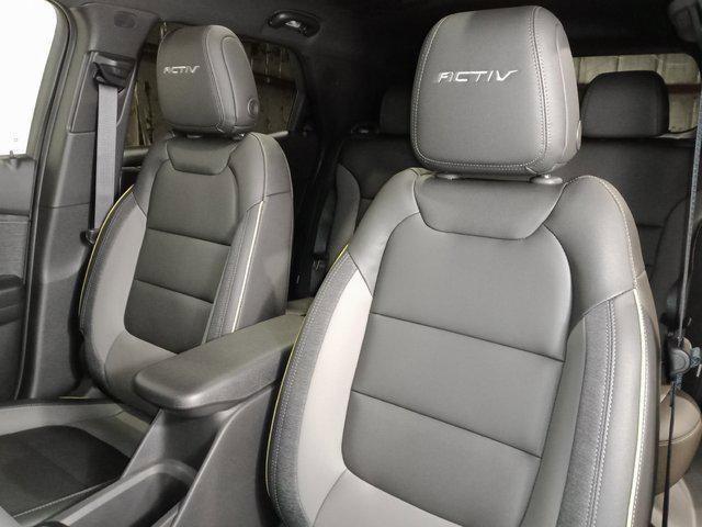 new 2025 Chevrolet TrailBlazer car, priced at $30,585