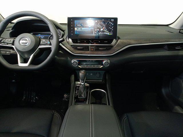 new 2025 Nissan Altima car, priced at $35,770