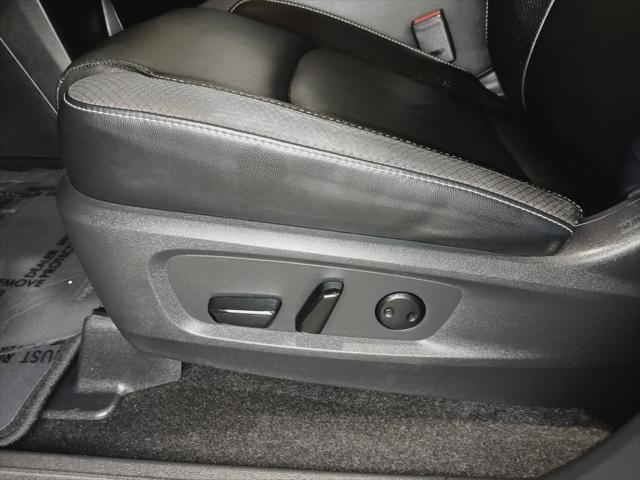 used 2022 Nissan Pathfinder car, priced at $31,911