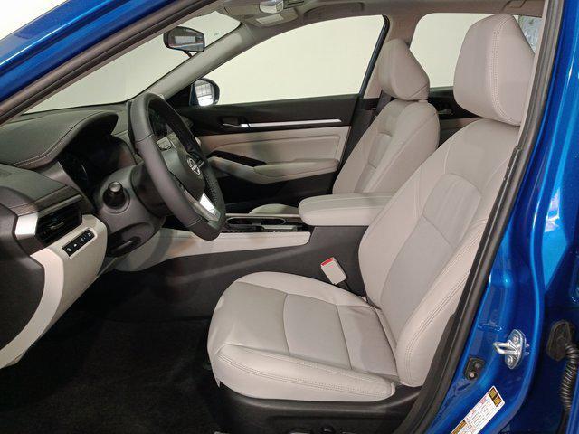 new 2025 Nissan Altima car, priced at $36,105