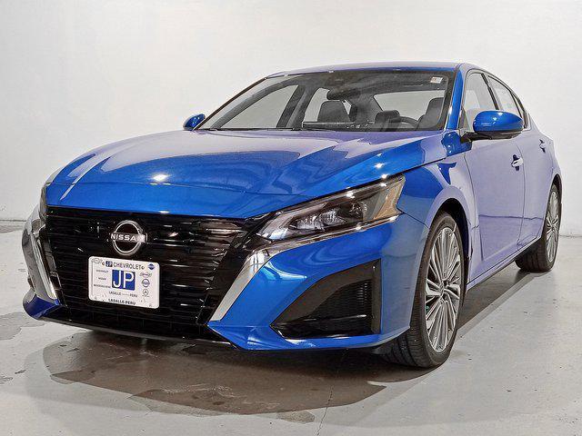 new 2025 Nissan Altima car, priced at $36,105