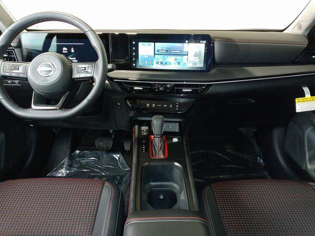 new 2025 Nissan Kicks car, priced at $29,655