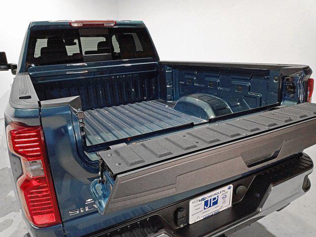 new 2025 Chevrolet Silverado 3500 car, priced at $62,550